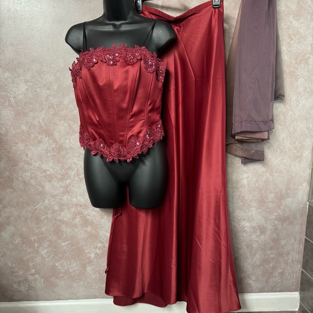 Elegant Maroon Strapless Beaded Gown Set